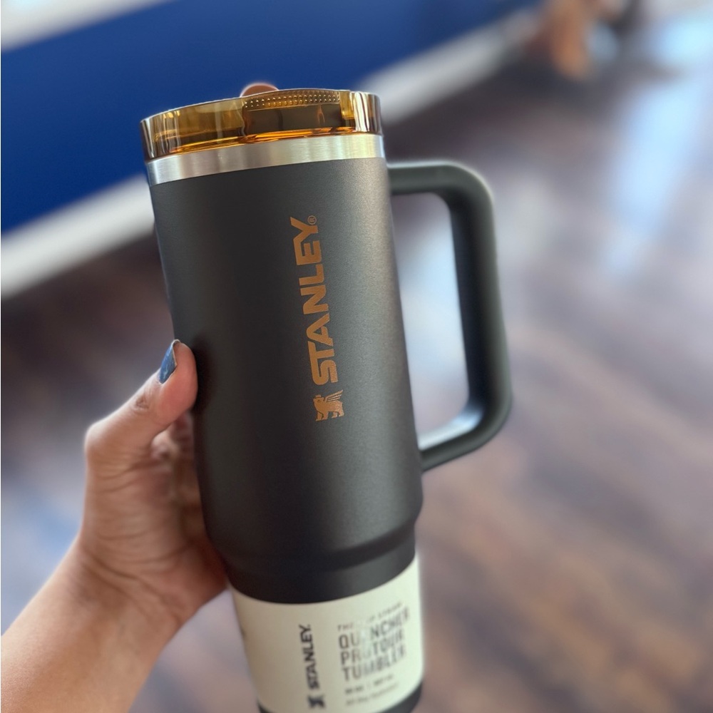 The newest color drop in Stanley 30 oz No Leak Flip Straw in Twilight! Brand new